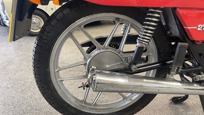 Lot 427 - 1984 MOTO GUZZI 254