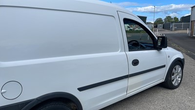 Lot 512 - 2005 VAUXHALL COMBO 2000 CDTI 16V