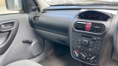 Lot 512 - 2005 VAUXHALL COMBO 2000 CDTI 16V