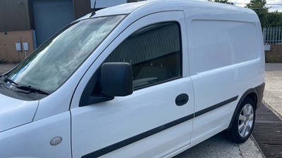 Lot 512 - 2005 VAUXHALL COMBO 2000 CDTI 16V