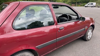 Lot 517 - 2000 FORD FIESTA FINESSE