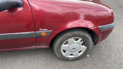 Lot 517 - 2000 FORD FIESTA FINESSE