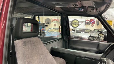 Lot 180 - 2000 METROCAB TAXI TTT