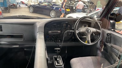 Lot 180 - 2000 METROCAB TAXI TTT