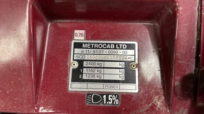 Lot 180 - 2000 METROCAB TAXI TTT