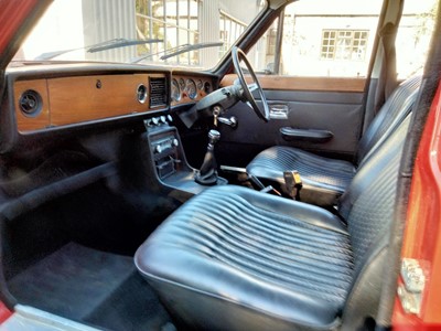 Lot 525 - 1974 TRIUMPH 2.5 PI