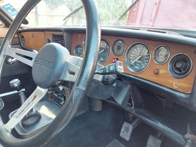Lot 525 - 1974 TRIUMPH 2.5 PI