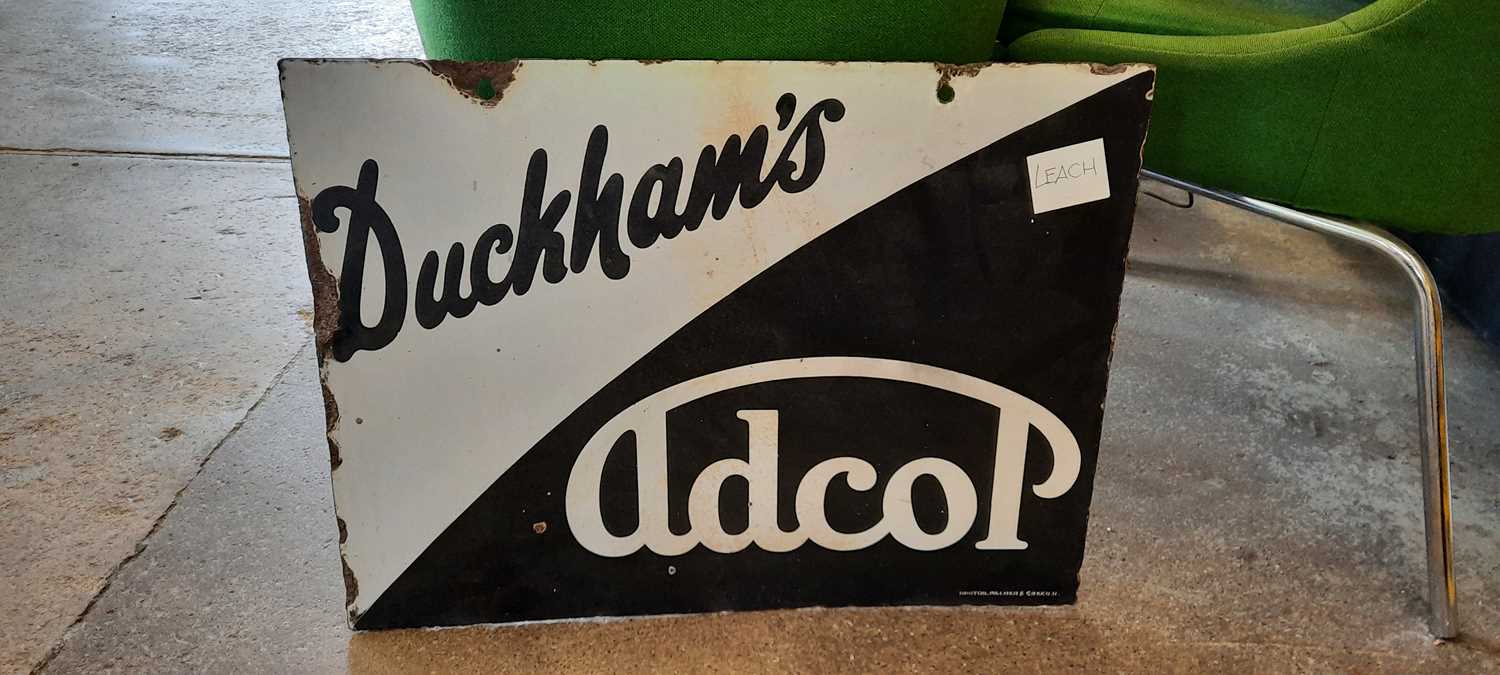 Lot 39 - DUCKHAMS SIGN