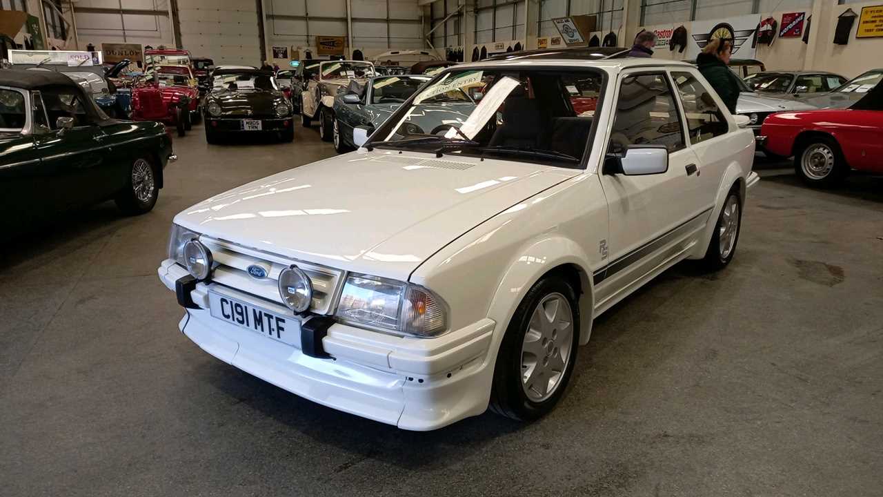 Lot 203 - 1985 FORD ESCORT RS TURBO