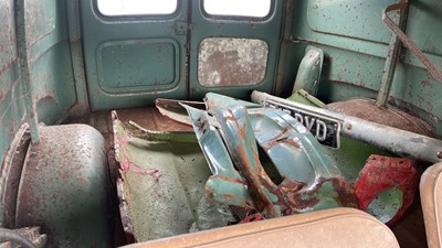 Lot 260 - 1959 STANDARD 10HP VAN