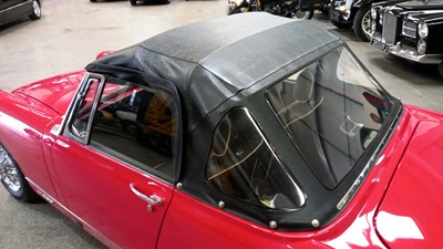 Lot 365 - 1980 MG MIDGET 1500
