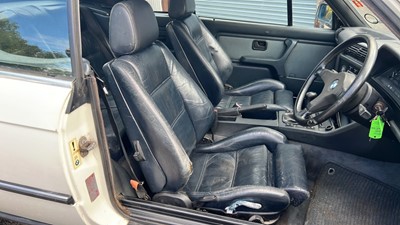 Lot 62 - 1988 BMW 325I CABRIOLET
