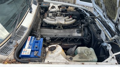Lot 62 - 1988 BMW 325I CABRIOLET