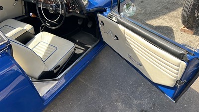 Lot 642 - 1966 SUNBEAM ALPINE