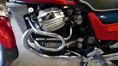 Lot 104 - 1983 HONDA CX650ED