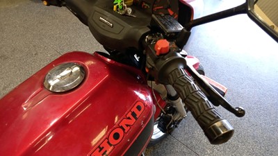 Lot 104 - 1983 HONDA CX650ED