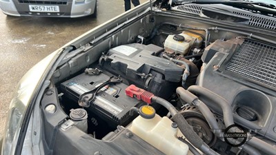 Lot 393 - 2004  TOYOTA LANDCRUISER LC4 D-4D AUTO