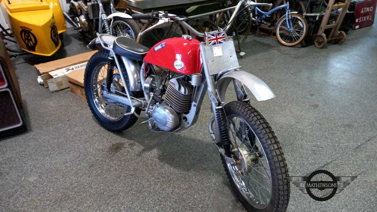 Lot 624 - 1969  GREEVES ANGLIAN