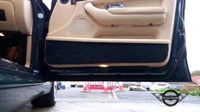 Lot 35 - 2000 BENTLEY ARNAGE RED LABEL AUTO