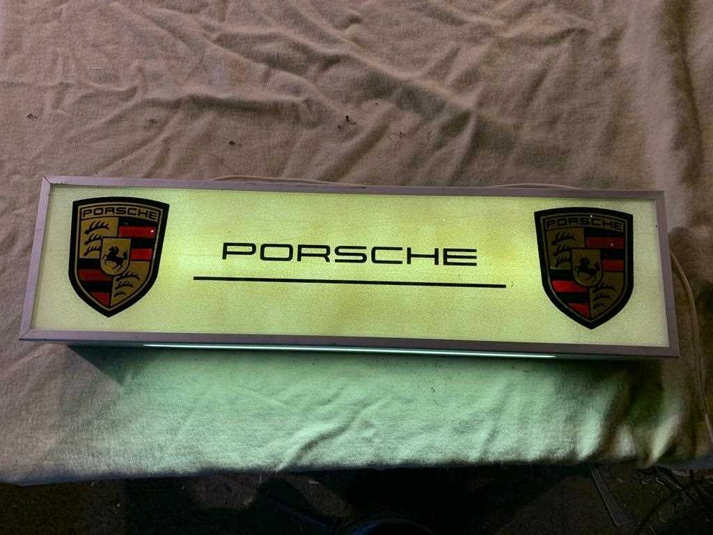 Lot 21 - LARGE LIGHT UP PORSCHE SIGN