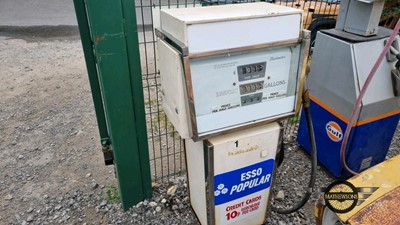 Lot 3 - ESSO FORECOURT PETROL PUMP