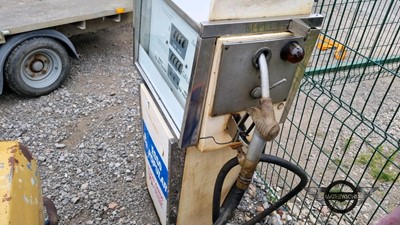 Lot 3 - ESSO FORECOURT PETROL PUMP