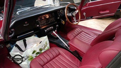 Lot 42 - 1973 JAGUAR 2+2 E TYPE