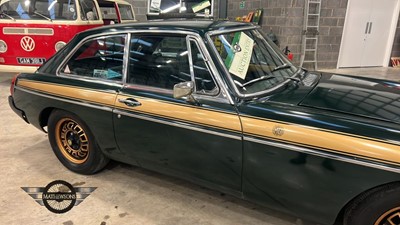 Lot 82 - 1975 MG B GT