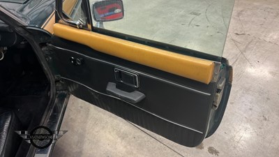 Lot 82 - 1975 MG B GT