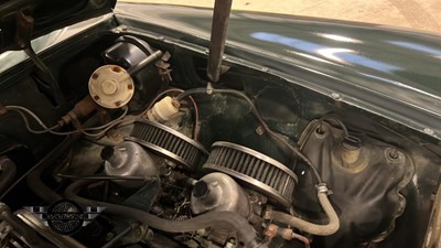 Lot 82 - 1975 MG B GT