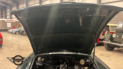 Lot 82 - 1975 MG B GT