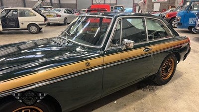 Lot 82 - 1975 MG B GT